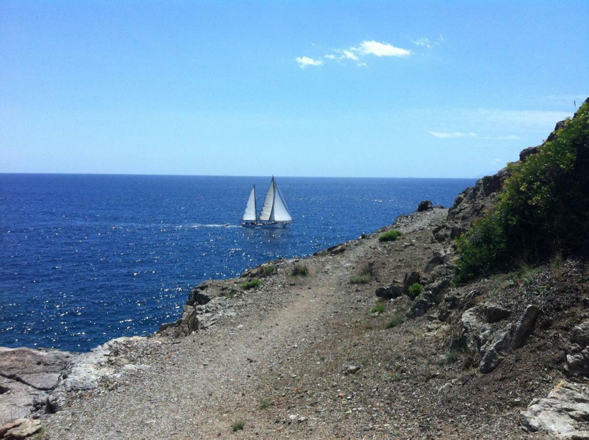 Isola D'Elba Come In Barca, A Un Tuffo Dal Mare Capoliveri  Eksteriør billede