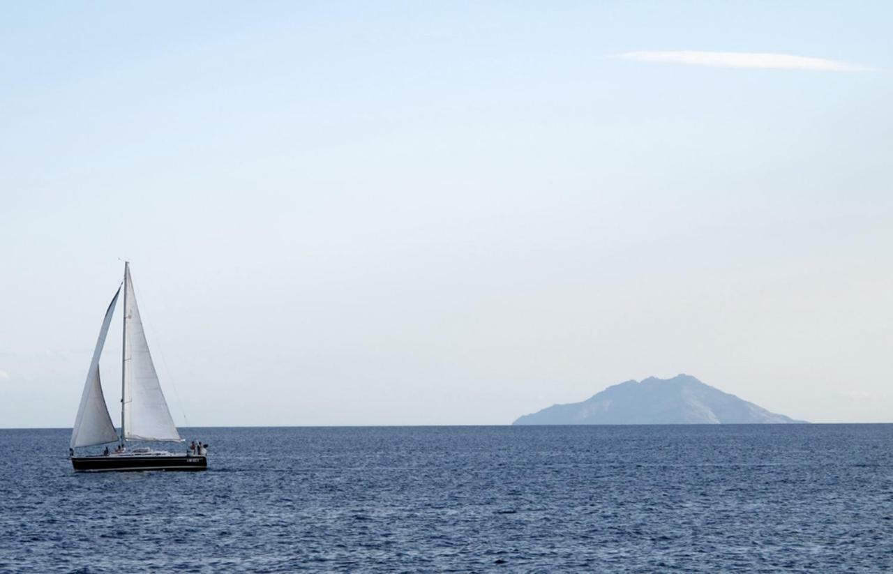 Isola D'Elba Come In Barca, A Un Tuffo Dal Mare Capoliveri  Eksteriør billede
